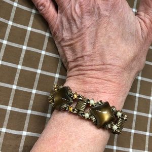 VTG 1950s Chunky Moonglow Bracelet 7.5 Inches